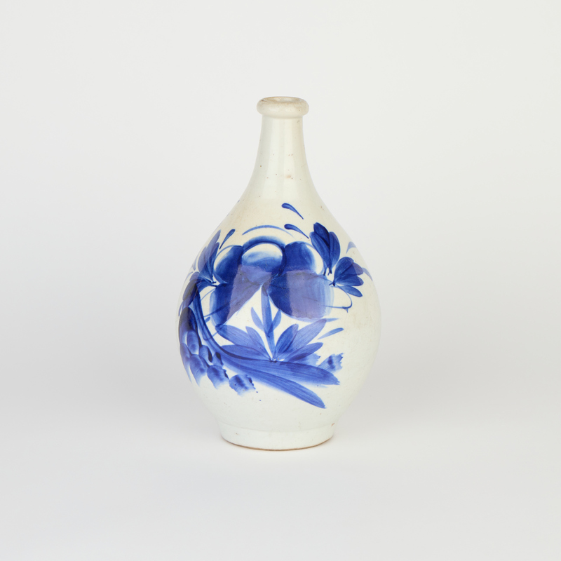 Blue-and-White Porcelain: Control Condition Front View